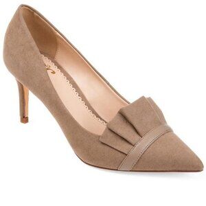Journee Collection Women's Marek Ruffle Detail Dress Pumps